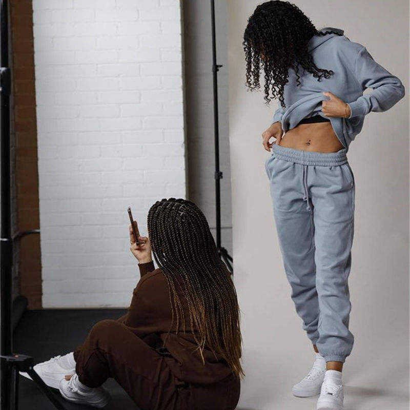 Custom Hot Sale Pullover Cropped Hoodies Jogger 2 Piece Set Woman Clothing Oversize Crop Tops Womens Hoodies And Sweat Pants Set