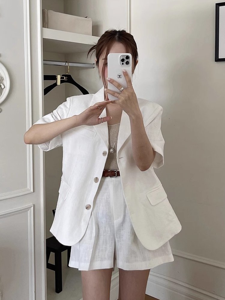 Boutique Wholesale 2024 Summer New Retro Style Single Breasted Thin Short Sleeved Jacket Casual Wide Leg Shorts Women's Set