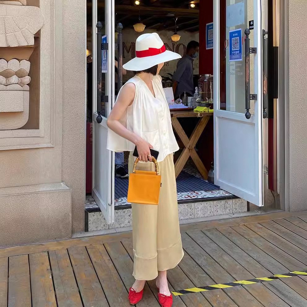 Wholesale 2024 Summer New Fashionable French Sleeveless Pocket Shirt V-neck A-hem Tank Top Straight leg Pants Women's Set