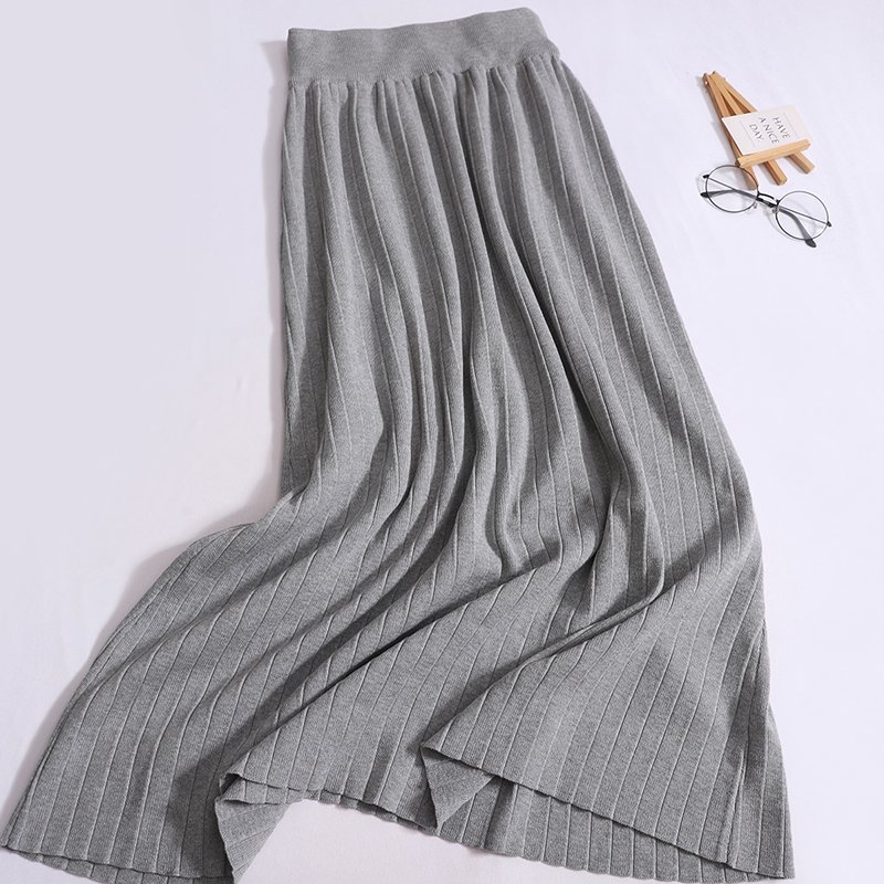 Wholesale 2024 Autumn New Fashionable Slim Fit and Slimming V-neck Knitted Sweater High Waist Half Skirt Women's Set