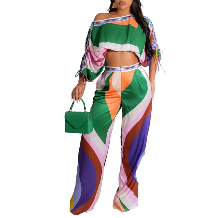 Wholesale Summer New Arrival Fashion Women's Sets Short Sleeve Printed Two Piece Pants Set trendy Women Clothing