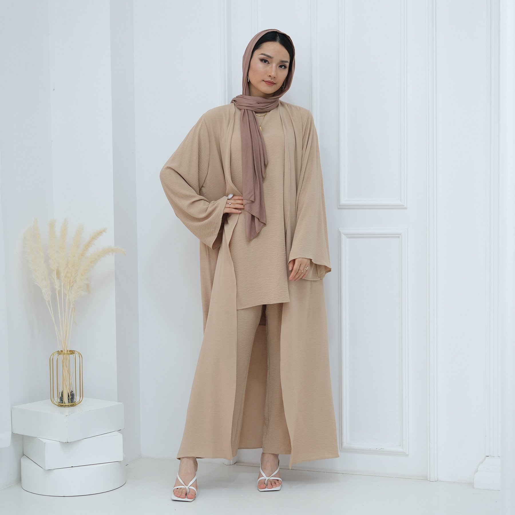 High Quality Solid Color Women's Sets Abaya Elegant Abaya 3 Pieces 8 Colors Abaya Set from dubai