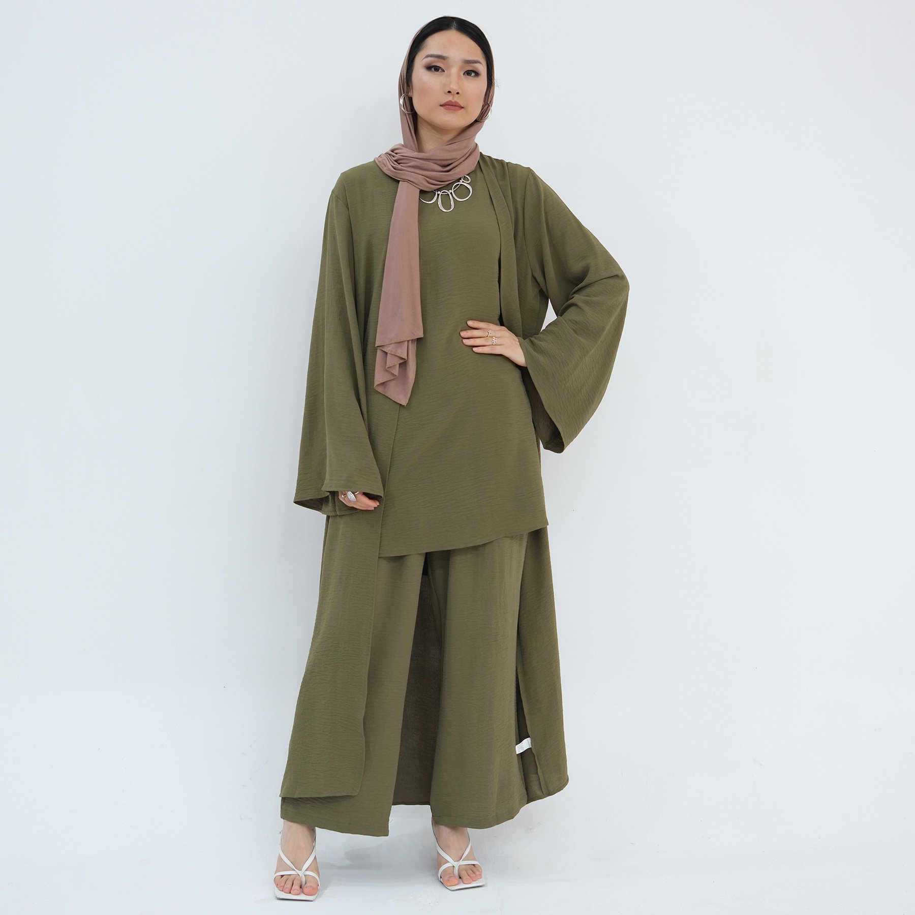 High Quality Solid Color Women's Sets Abaya Elegant Abaya 3 Pieces 8 Colors Abaya Set from dubai