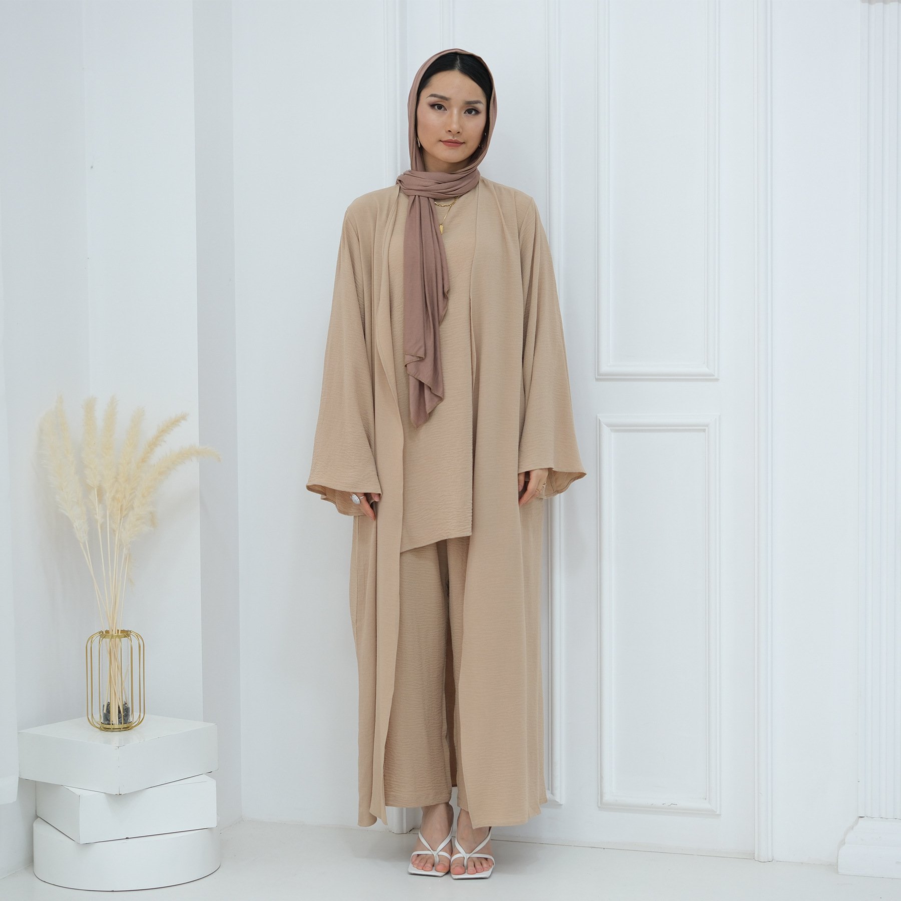 High Quality Solid Color Women's Sets Abaya Elegant Abaya 3 Pieces 8 Colors Abaya Set from dubai