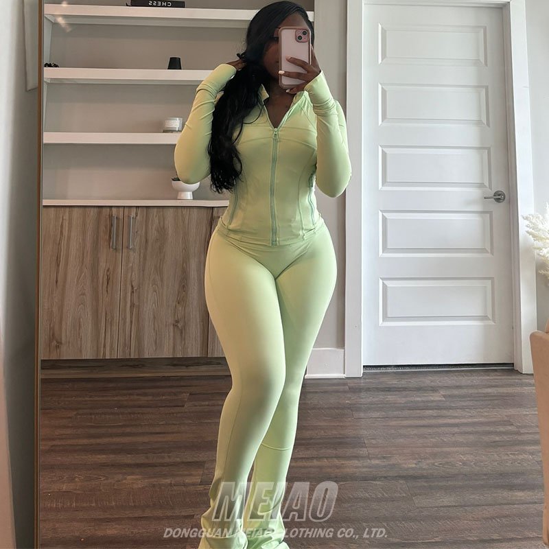 Custom Y2K High Quality Zip Up Crop Top And Flare Pants Legging Sports Wear Skinny Gym Tracksuits Two Piece Set Women Clothing