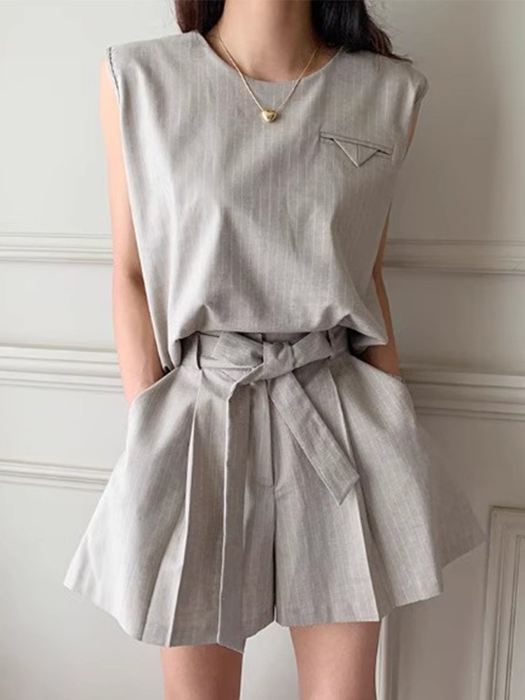 Boutique Wholesale 2024 Summer Temperament Striped Vest Shirt Tie Bow Wide Leg Shorts Women's Set