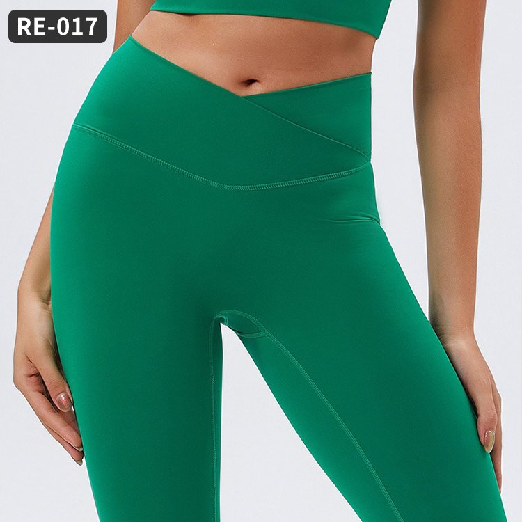 Wholesale Recycled Nylon Cross Back Sports Running Fitness Yoga Workout Fashion Girl's Yoga Set Gym Fitness Sets Women's Sets