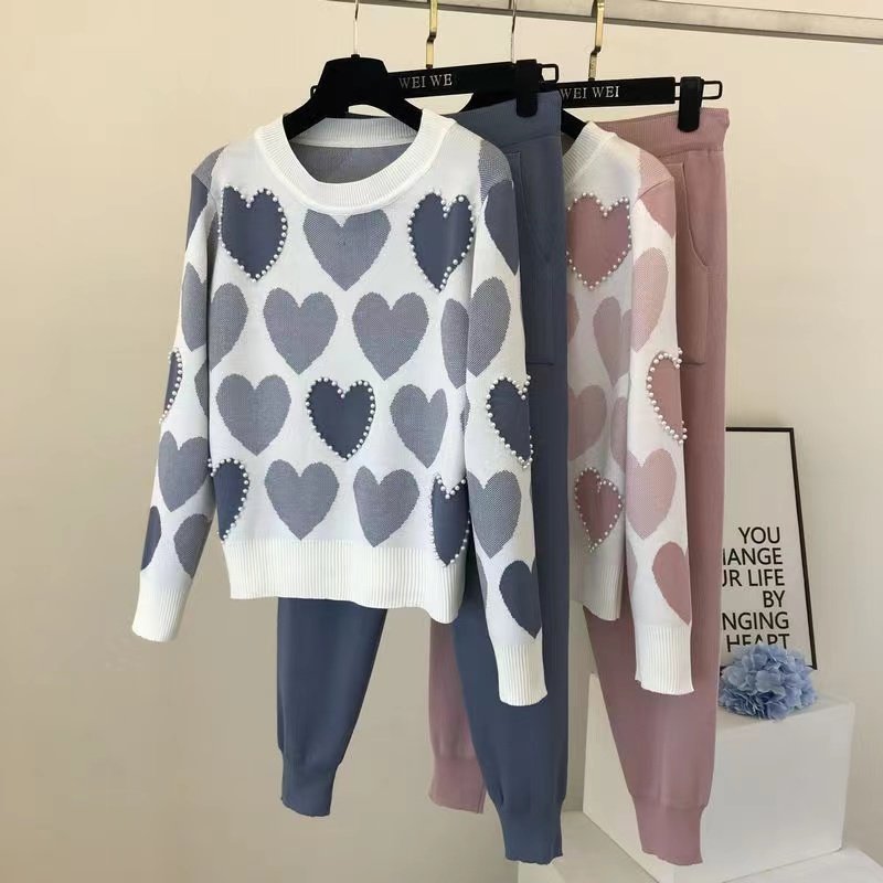 Hot Sale Women's Knitted Sweater Pants Set Sportswear Heart Beaded Pullover Knitted Sweater