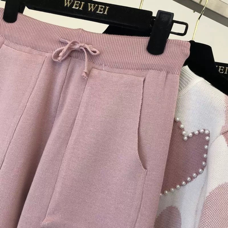 Hot Sale Women's Knitted Sweater Pants Set Sportswear Heart Beaded Pullover Knitted Sweater