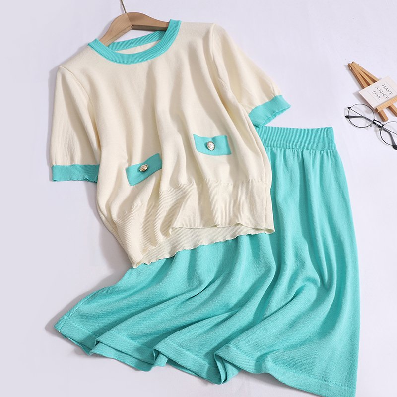 Wholesale 2024 Summer New Fashionable Casual Round Neck Short Sleeve Knitted Shirt High Waist Half Skirt Women's Set