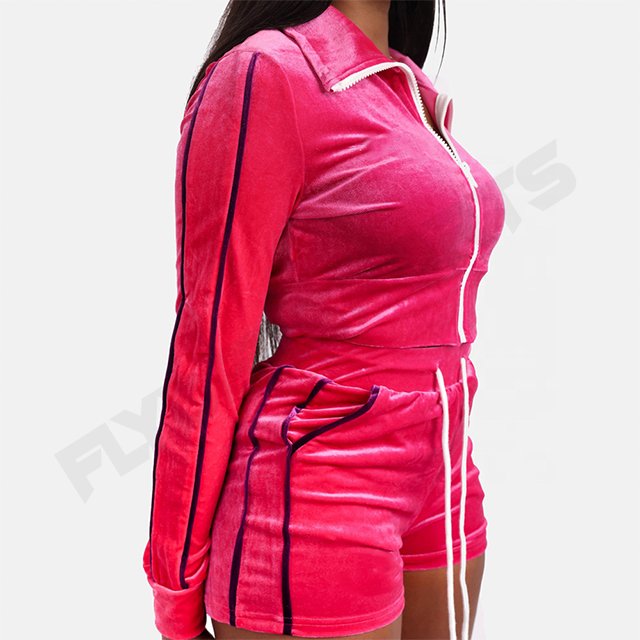 2022 Custom Logo Hoodie Short Set Women Zip Up Hooded Crop Top Hoodie Sweatshirt And Sweat Shorts