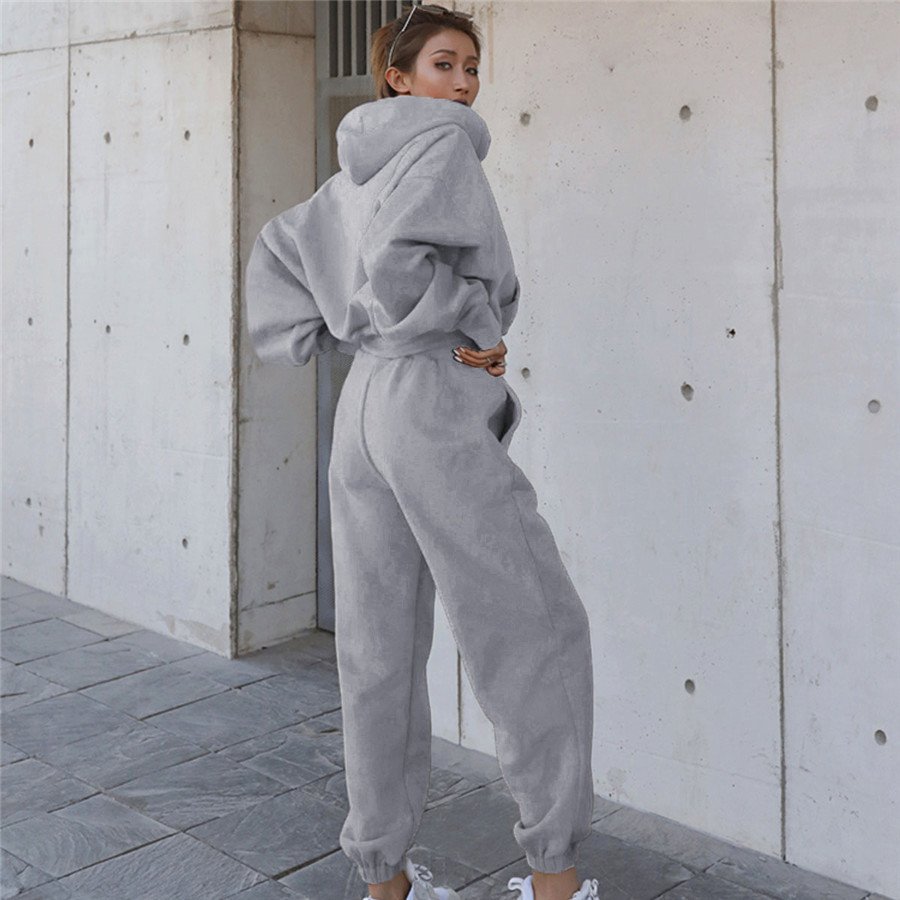 2024 New Winter Tracksuits Plain 2 Piece Embroidery Blank Tracksuits Gym Custom Logo Fashion Leisure Elegant Jogger Women'S Sets