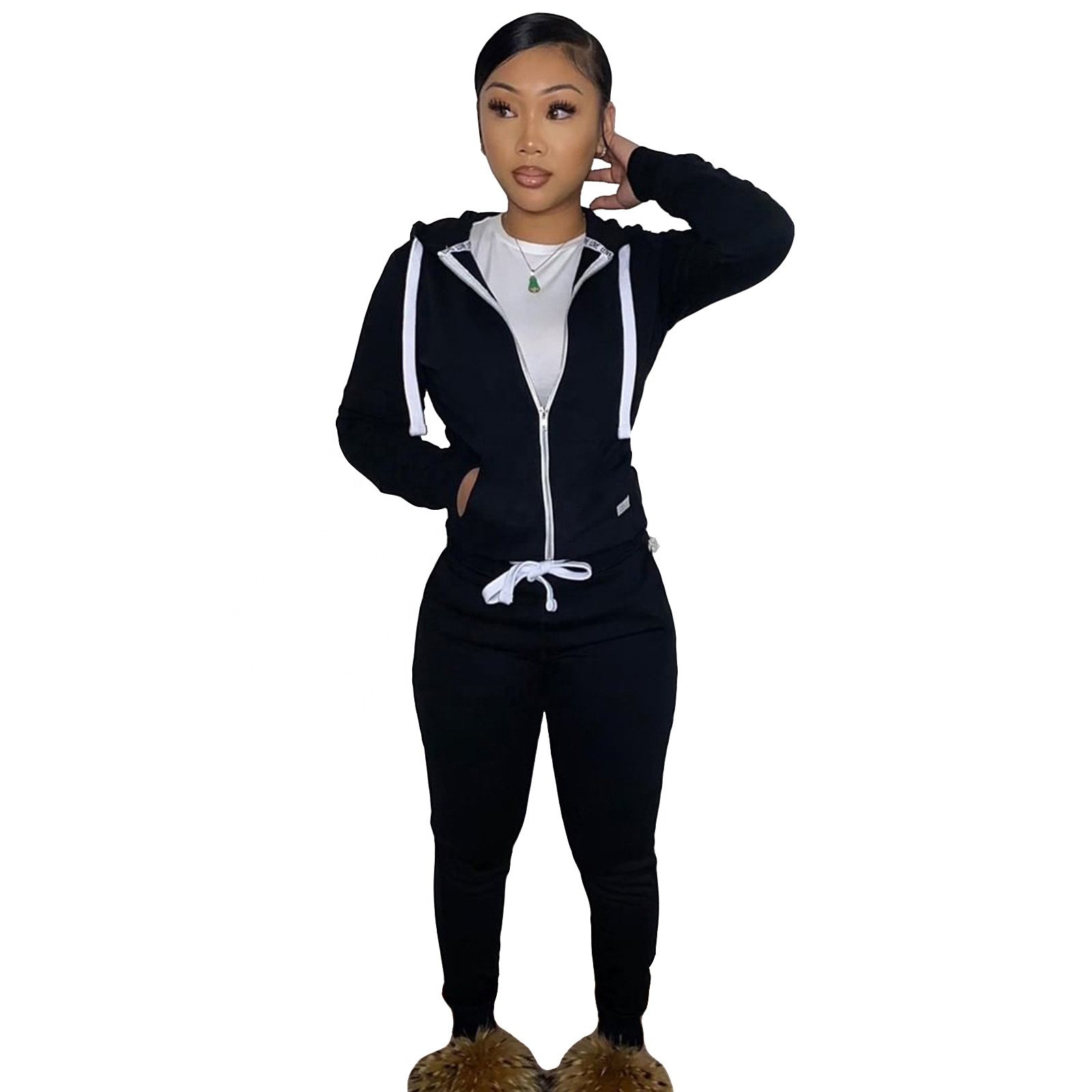 2024 New Plus Size Women'S Sportswear Set Custom Logo Sports Soccer Tracksuits Outfits Two Piece Set 2 Piece Set Jogger