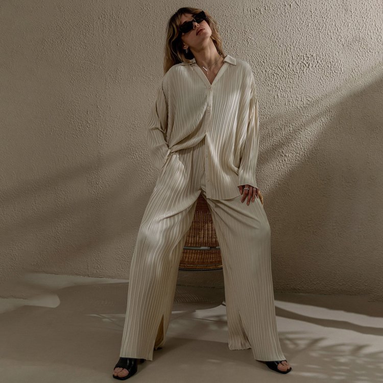 Office Wear Outfit Beige Loose Plisse Blouse And Wide Leg Palazzo Pants Ladies Clothes Autumn Two Piece Women's Clothing Set