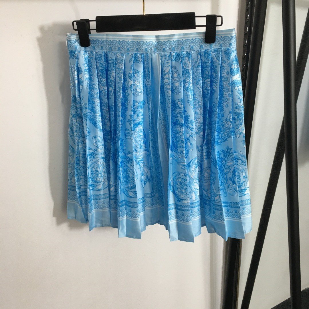 2024 summer new women's set Vintage Crown flower print flip leader shirt + pleated short skirt