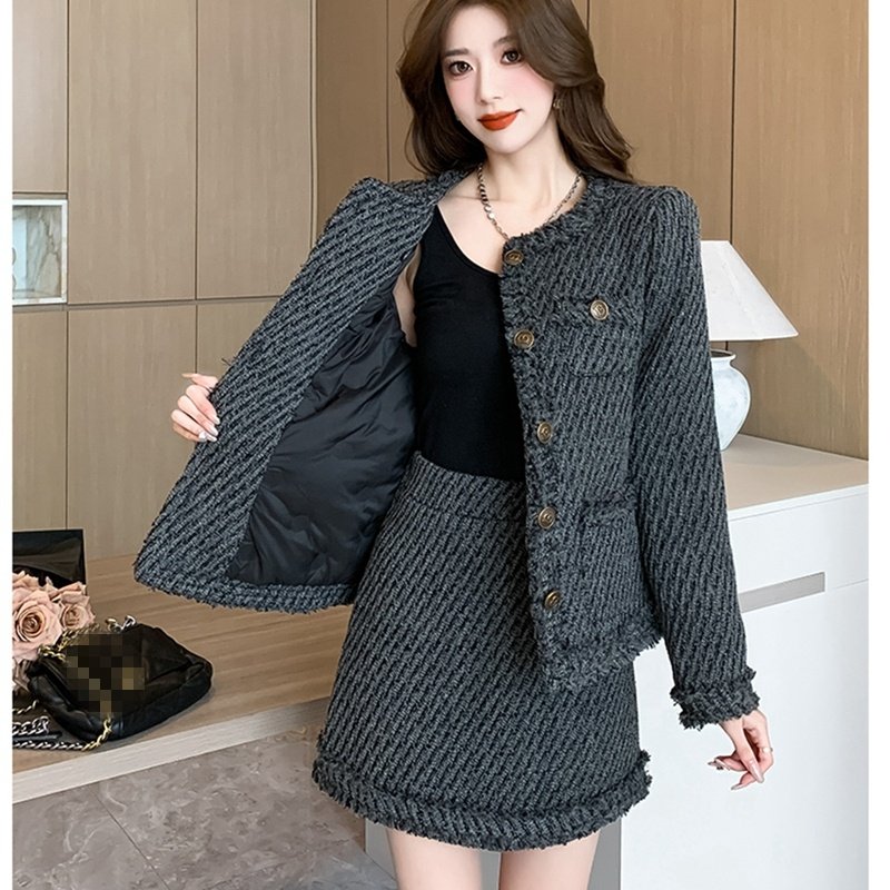 Fashion Set Winter Tassel Thickened Warm Loose Coat Half Skirt Casual Set
