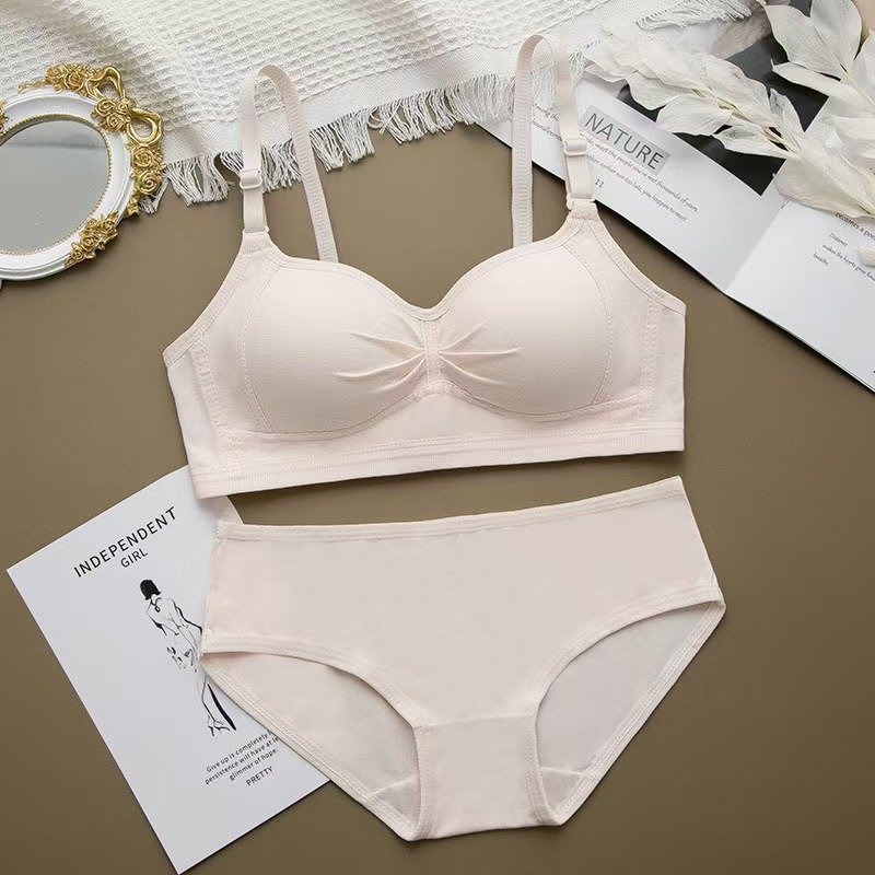 Cotton women's bra set high quality cotton solid color adjustable buckle cute girls and students gathered without rims bra.