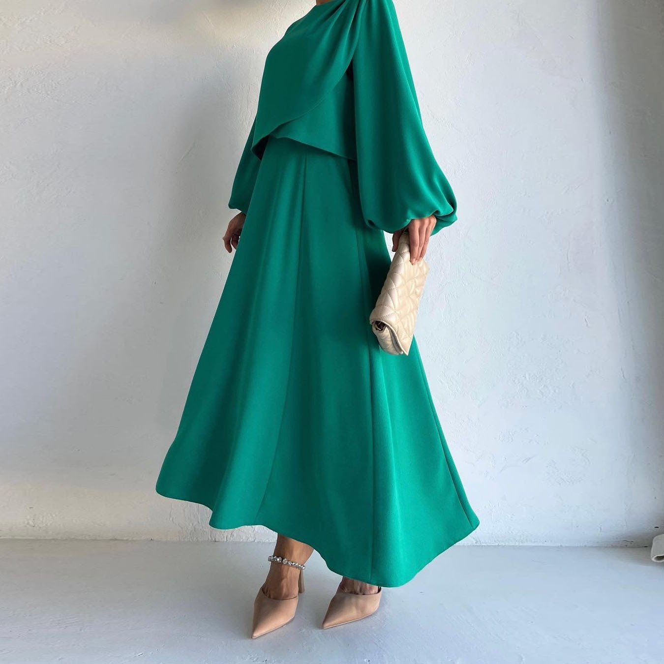 Boutique Wholesale 2024 Autumn New Fashionable Bubble Sleeve Top Large hem Half skirt Women's Set