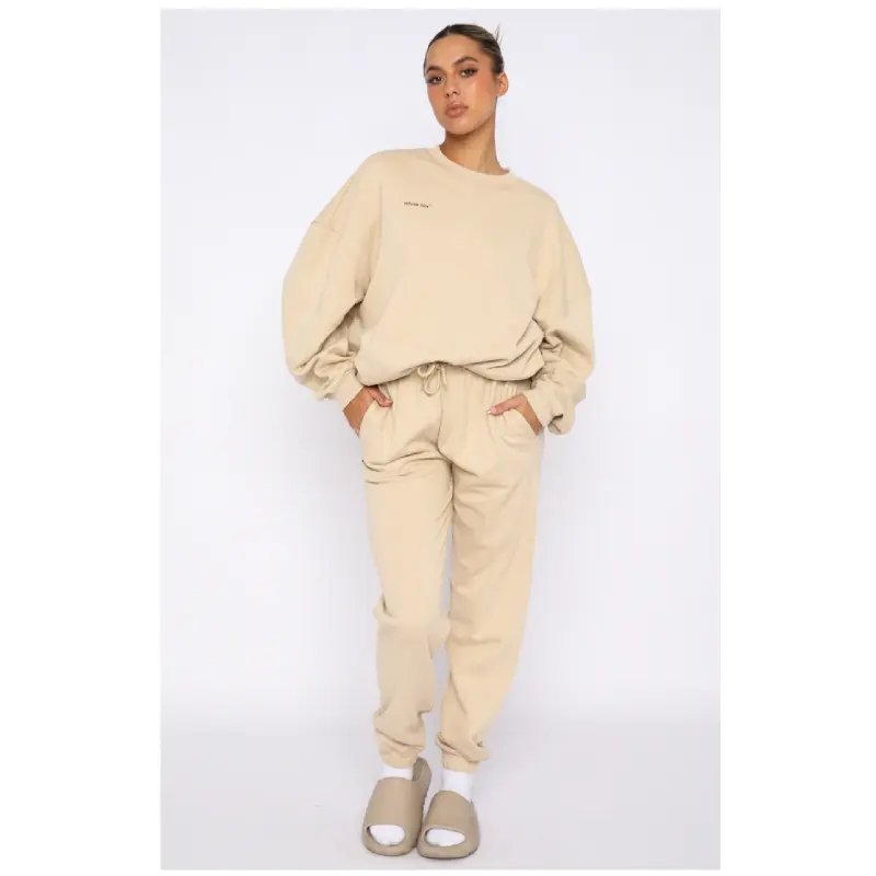 Top selling women's jogging suit 2 pieces sets oversized baggy fit cotton polyester blend durable autumn women tracksuit