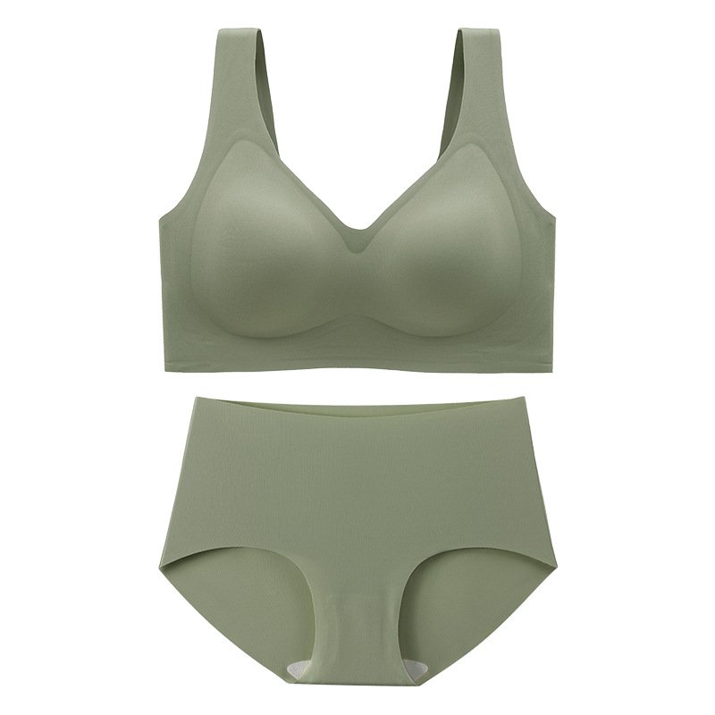 Large Breasts Bras and Panty Sets Comfortable Wireless Bra Brief Set Underwear Set Womens Seamless Panties Plus Size Bra
