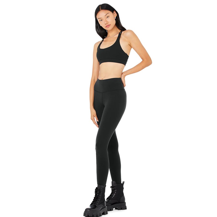 Factory-Made Seamless Women's Gym Wear Yoga Sets Cotton Fitness Sets in Solid Pattern Size 4XL Low MOQ Prices