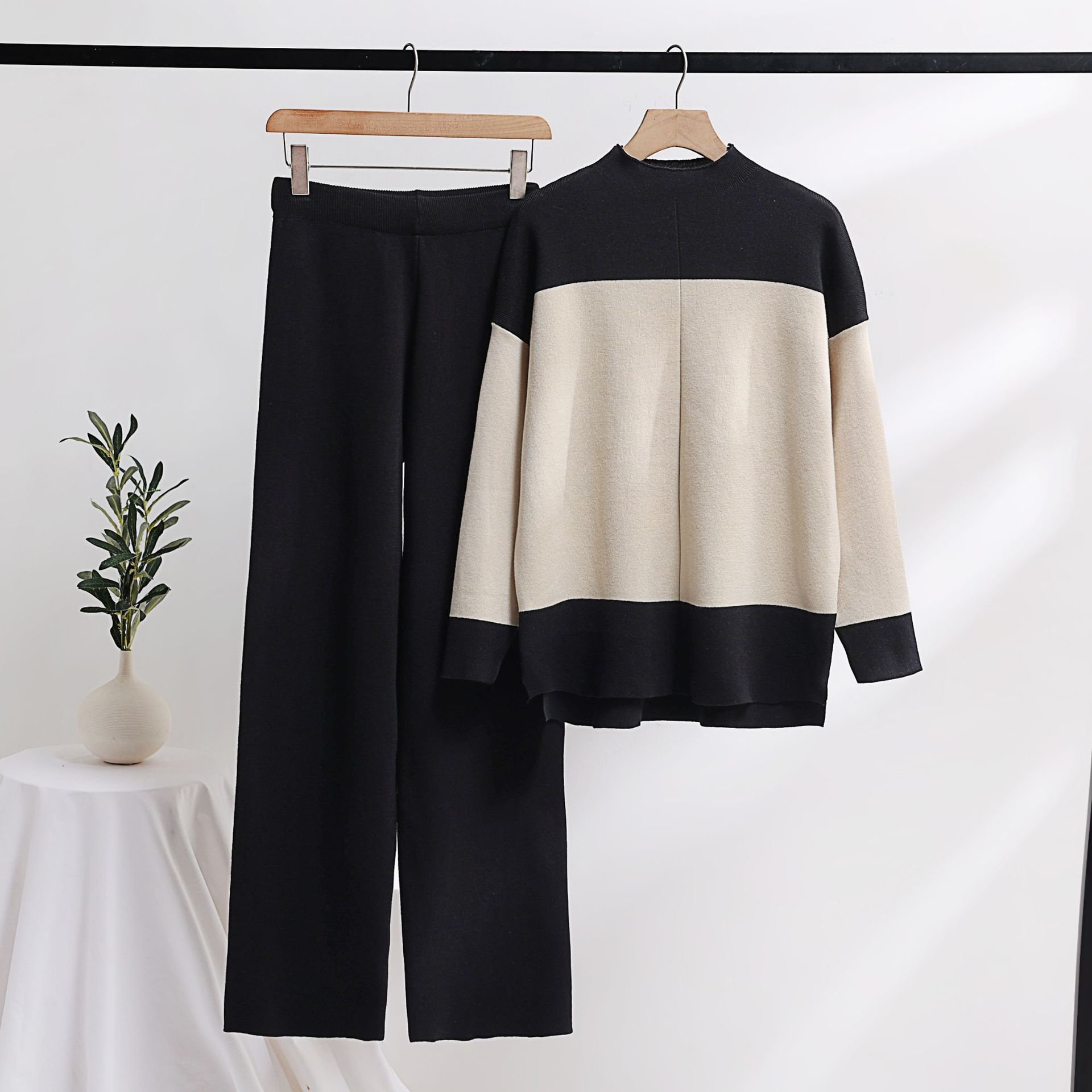 LE4709 Autumn And Winter Comfortable Casual Suit Knit Sweater Wide Leg Trousers Commuter Two-Piece Women'S Set