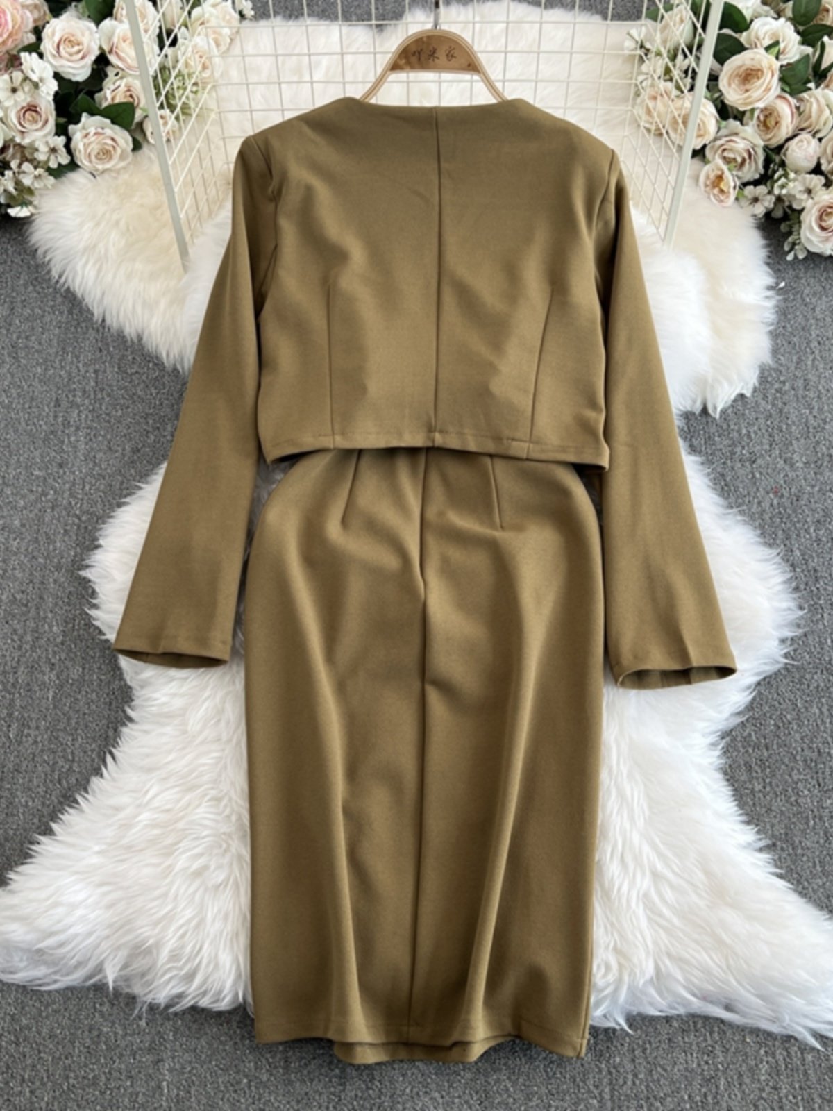 Boutique Wholesale 2024 Autumn New Fashionable French Style Coat Strap Dress Women's Set