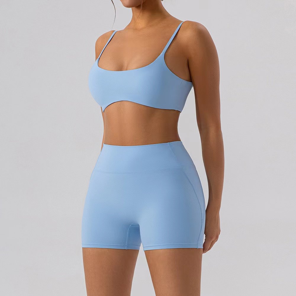 Women's Eco-Friendly Quick Dry Bras and Shorts Yoga Set Recyclable Fitness Sportswear for Adults for Gym Use