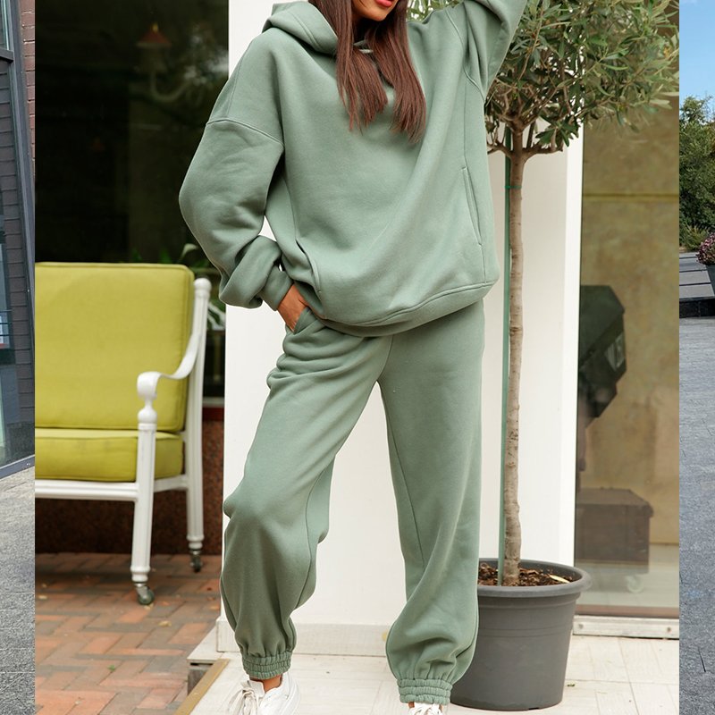 Fashion Girl Custom Printing Logo Solid Color Tracksuits Two Piece Jogger 2 Piece Set Plus Size Soccer Outfits Winter Women Sets