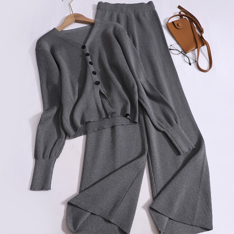 Boutique Wholesale 2024 Autumn New Retro Slim Fit V-neck Long Sleeved Breasted Sweater Knitted Wide Leg Pants Women's Set