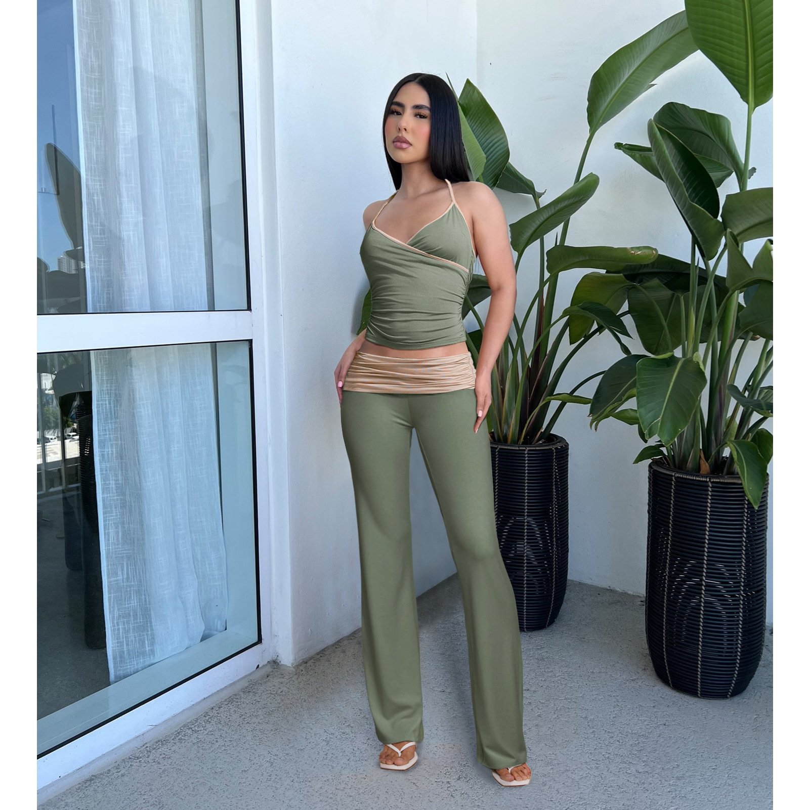 2024 Spring New Sports Style Tight and Sexy Small Strap Contrast reverse waist low waisted micro flared pants Set for Women