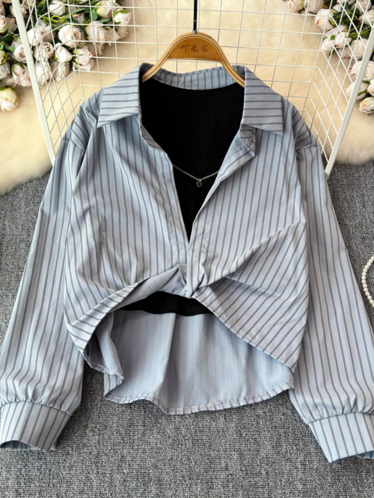 Boutique Wholesale 2024 Autumn New Retro Striped Long Sleeved Shirt Loose Slimming Versatile Vest Women's Sets