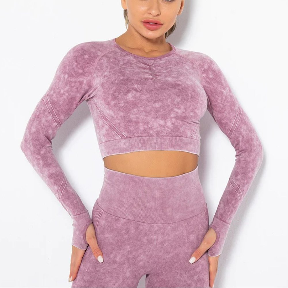 Wholesale seamless 2 piece tie dye yoga sets high waist sexy scrunch bum gym leggings cropped long sleeve workout top for women