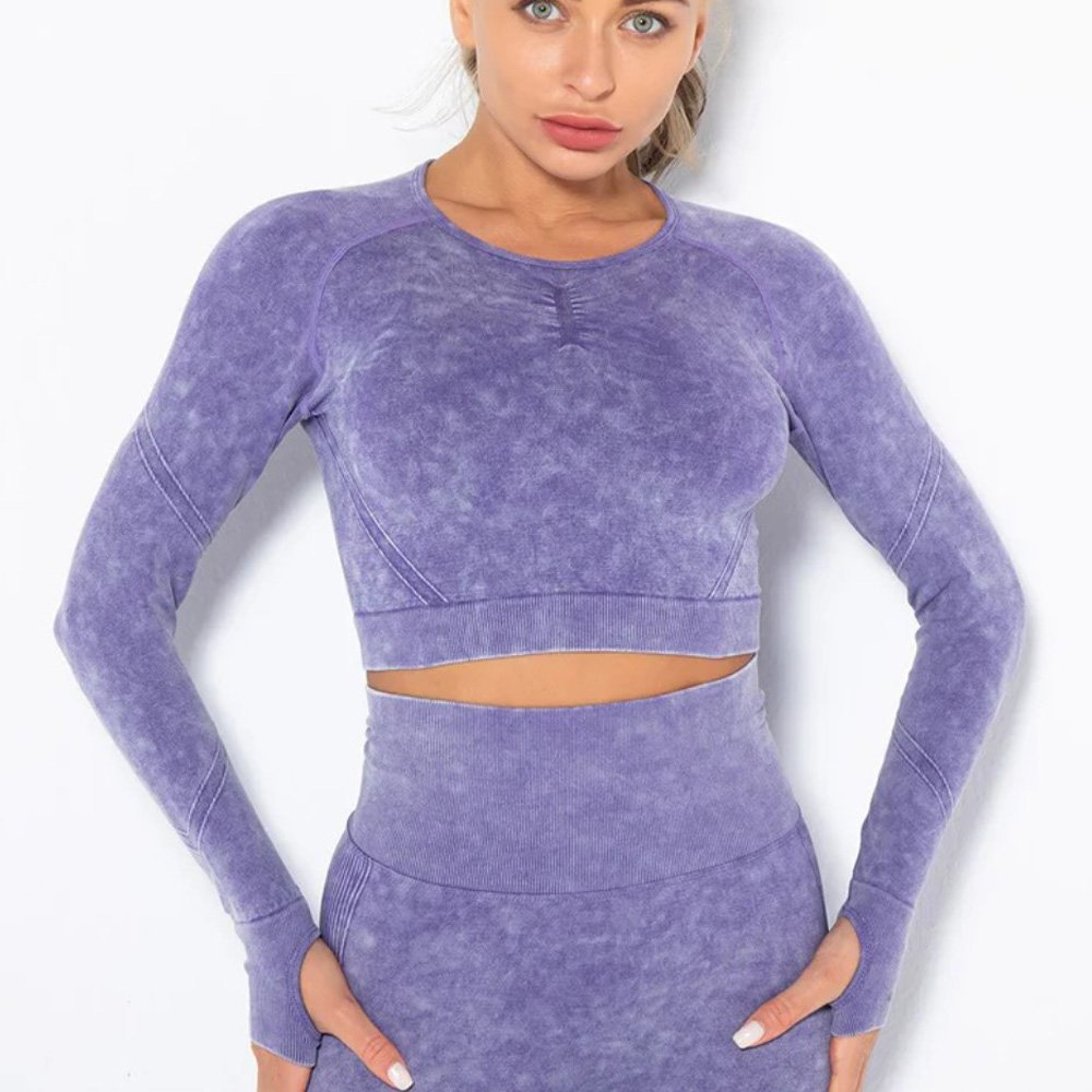 Wholesale seamless 2 piece tie dye yoga sets high waist sexy scrunch bum gym leggings cropped long sleeve workout top for women