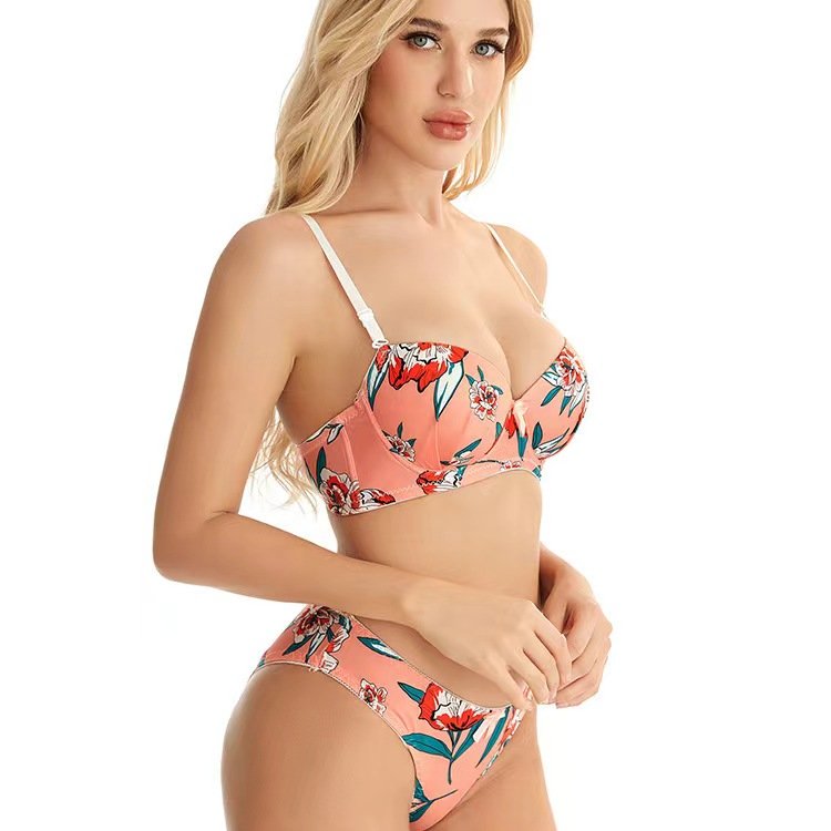 Factory direct sexy printed bra set women's bra without rims can be adjusted wholesale.
