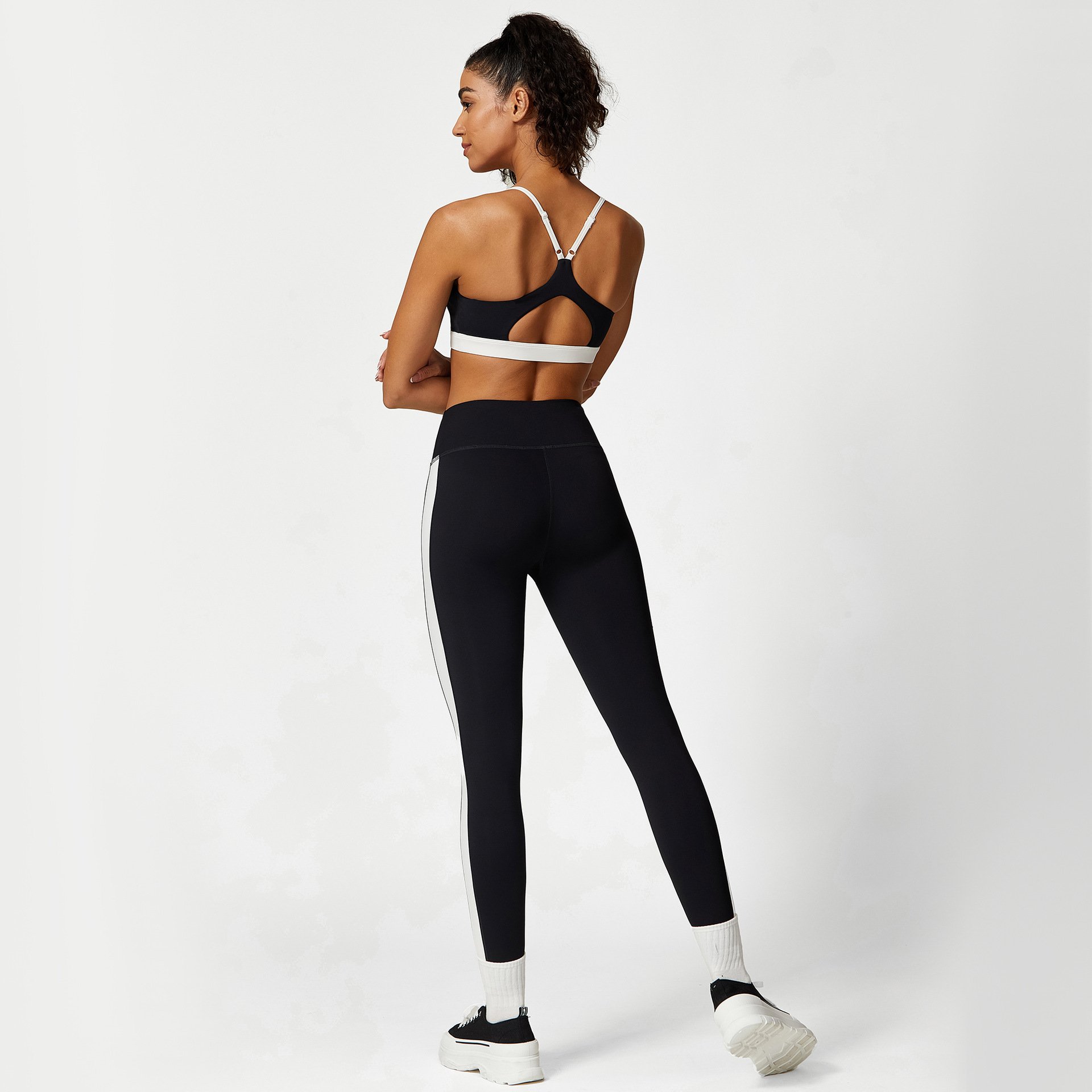 YIYI Strap Push Up Tops Leggings Sets For Women Beauty Back Butt Lift Gym Fitness Sets Workout Sets For Women High Quality