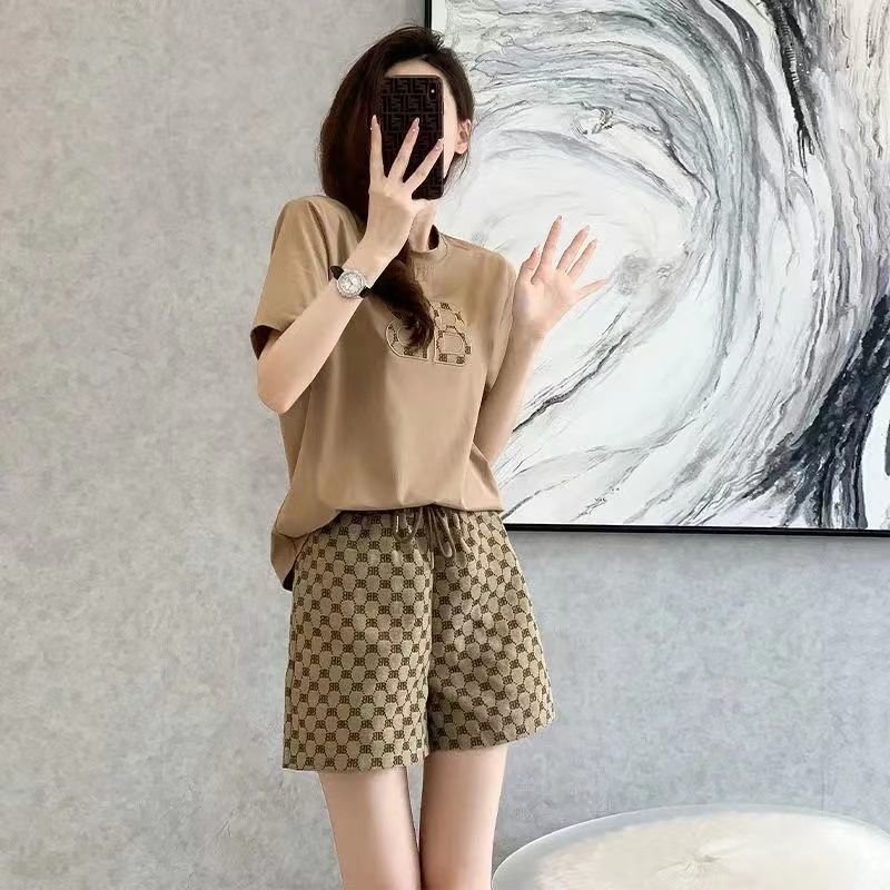 New arrival summer adults ladies knitting pullover letter luxury T-shirt +shorts women's casual clothing set
