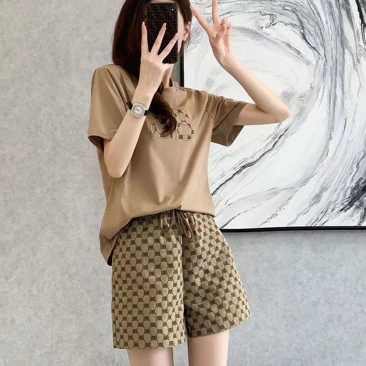 New arrival summer adults ladies knitting pullover letter luxury T-shirt +shorts women's casual clothing set