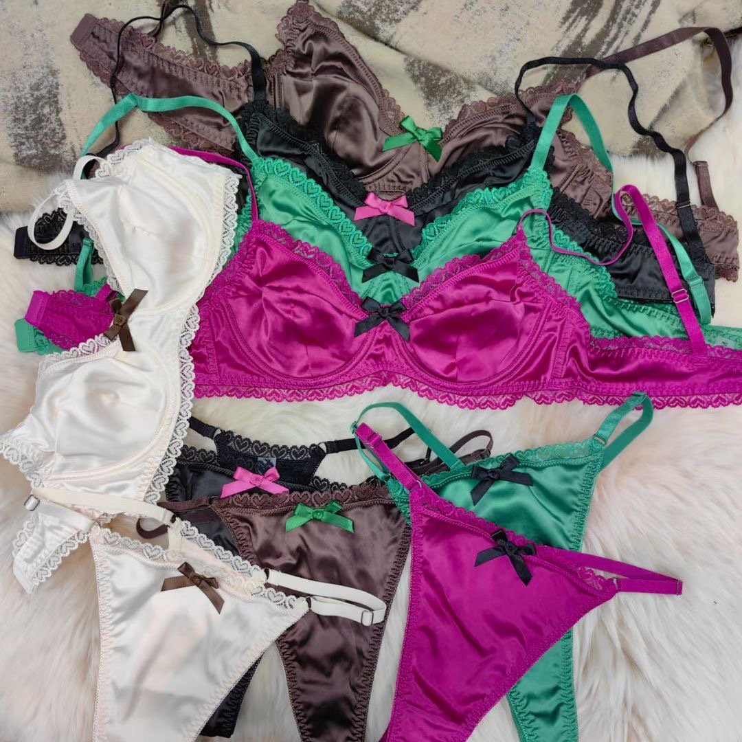 Hot new summer ultra-thin satin sexy underwear sets show small anti-sagging bra panties set