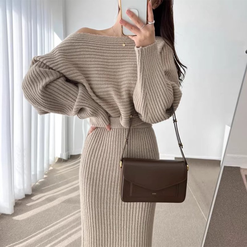 Boutique Wholesale 2024 Autumn New Elegant Style Long Sleeve Knitted Sweater High Waist Bag Hip Skirt Women's Set
