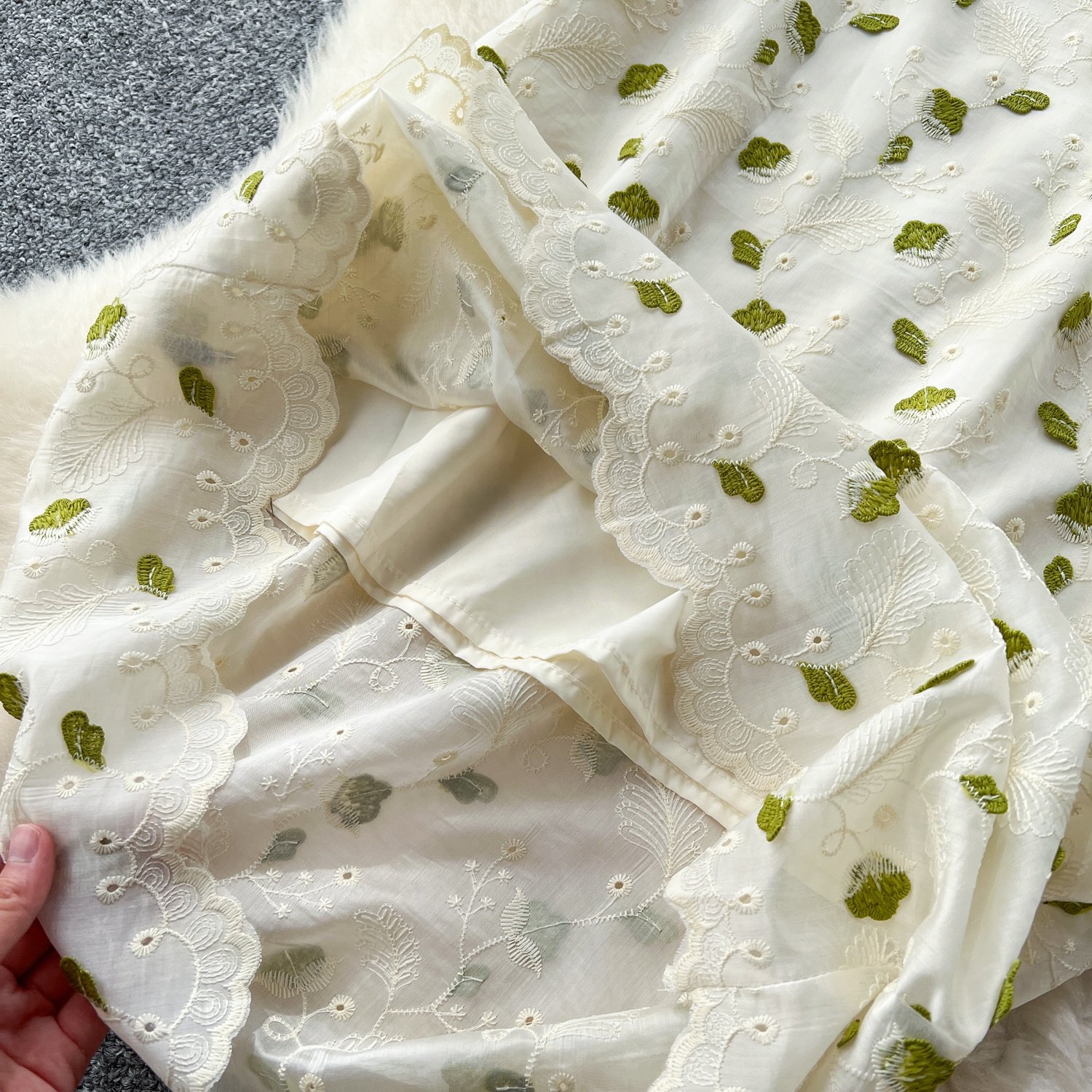 Women French Round Neck Bubble Sleeve Short Embroidered Top High Waisted Skirt Two Piece Set