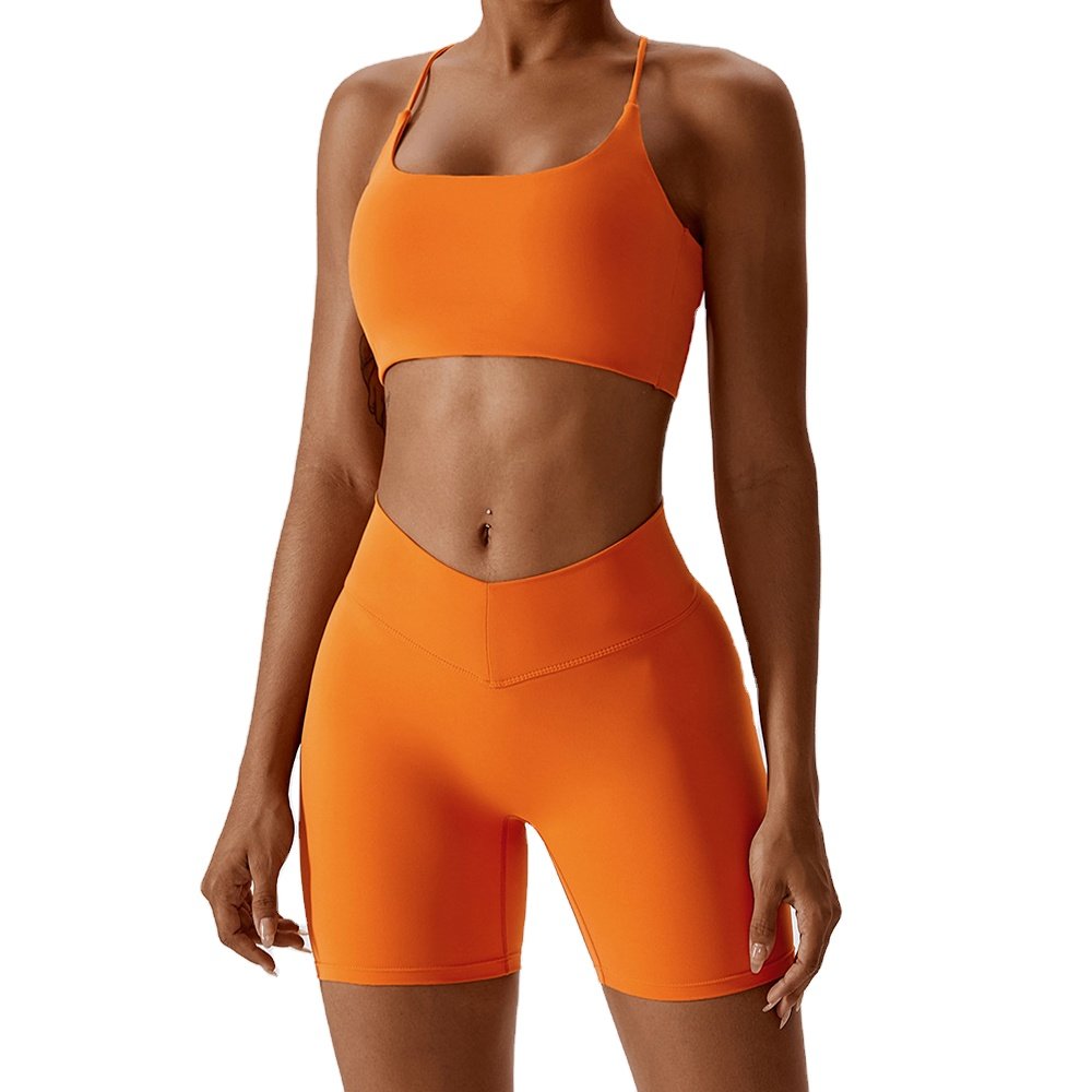 Women's Yoga Workout Set 2 Piece Gym Outfits Scoop Neck Halter Sports Bra Cross Waist Scrunch Shorts Gym Workout Exercise Set