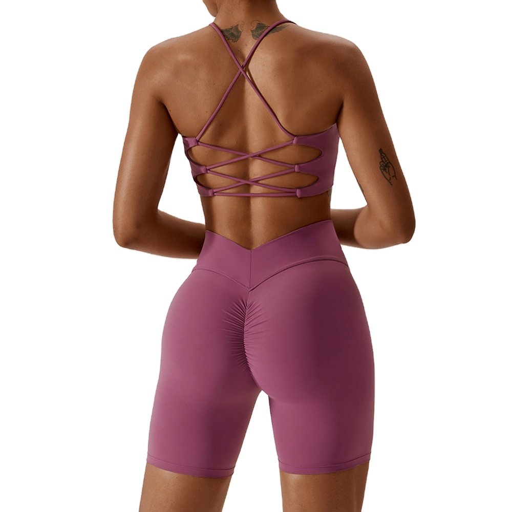 Women's Yoga Workout Set 2 Piece Gym Outfits Scoop Neck Halter Sports Bra Cross Waist Scrunch Shorts Gym Workout Exercise Set