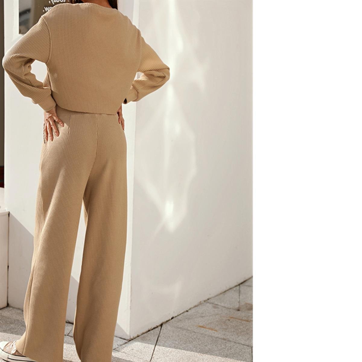 Hot Sell Fashion Custom Logo New Design Tracksuits Solid Color Plus Size Two Piece Jogger 2 Piece Outfits Set Loose Women'S Sets