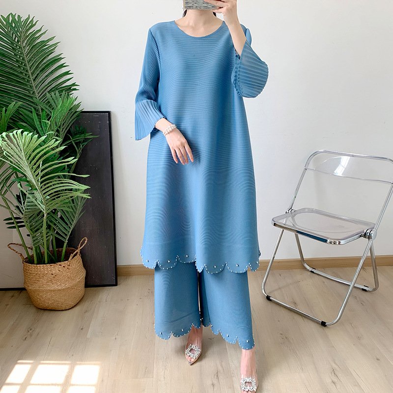 Miyake Pleated Plus-size Top and Wide-leg Set Stylish 2023 Long Middle Eastern Women's Casual Two-piece Ensemble Polyester Solid