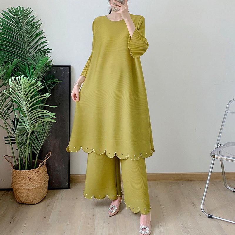 Miyake Pleated Plus-size Top and Wide-leg Set Stylish 2023 Long Middle Eastern Women's Casual Two-piece Ensemble Polyester Solid