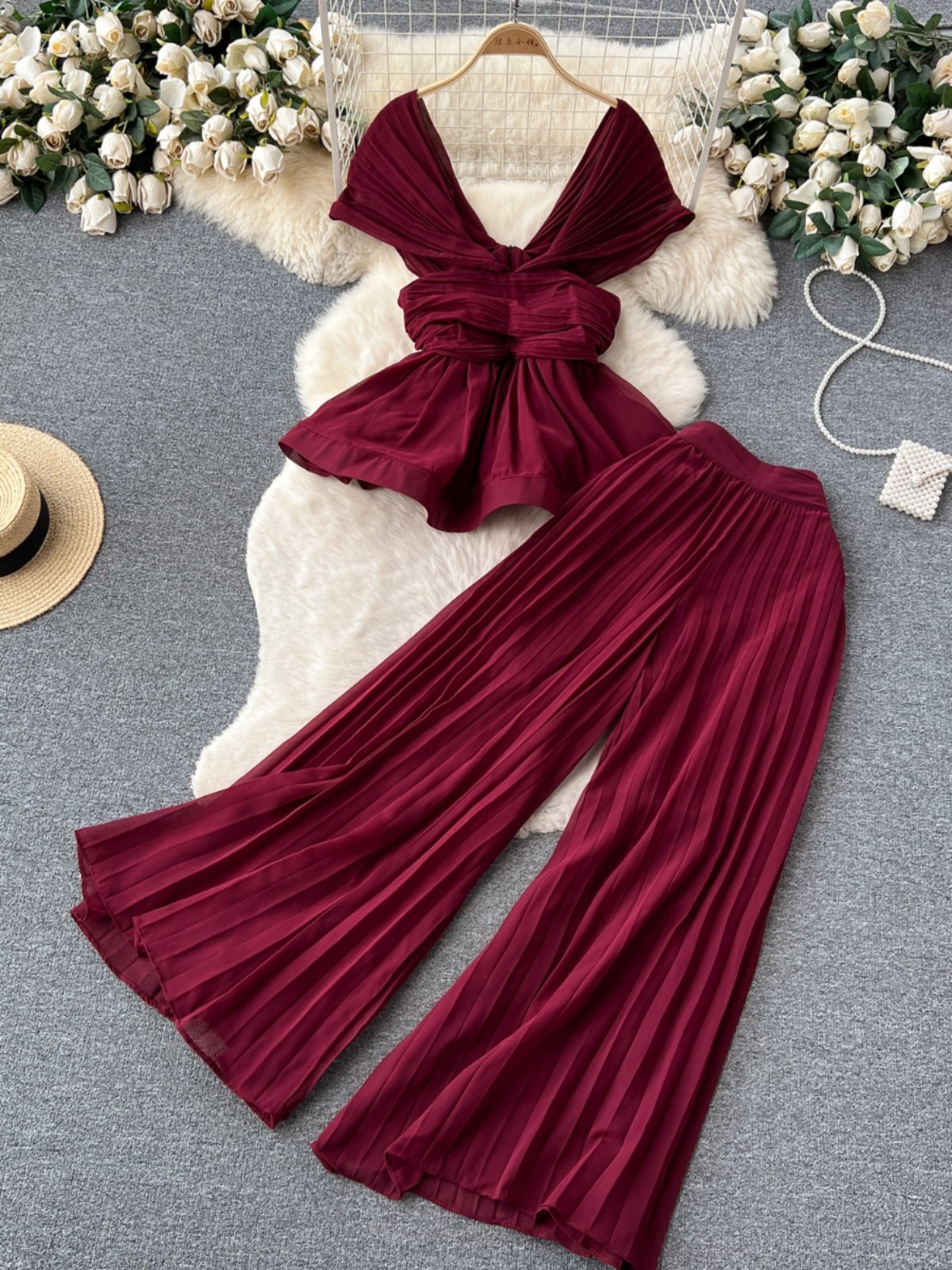 Boutique Wholesale 2024 Summer New Fashionable Pleated Sleeveless Chiffon Shirt High Waist Wide Leg Pants Women's Set