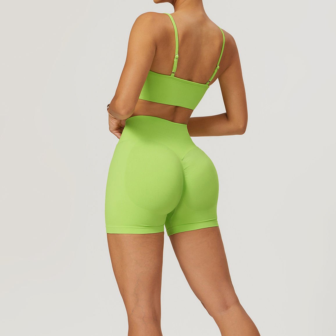 Hot selling 2024 new Women Compression Stretchy Quick Dry Scrunch Back Seamless Yoga Shorts and Bra Set