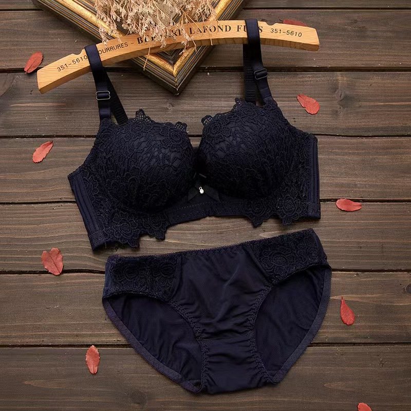 Sexy lace women's bra set high quality lace bra underwear adjustable buckle gathered with rims bra party underwear.