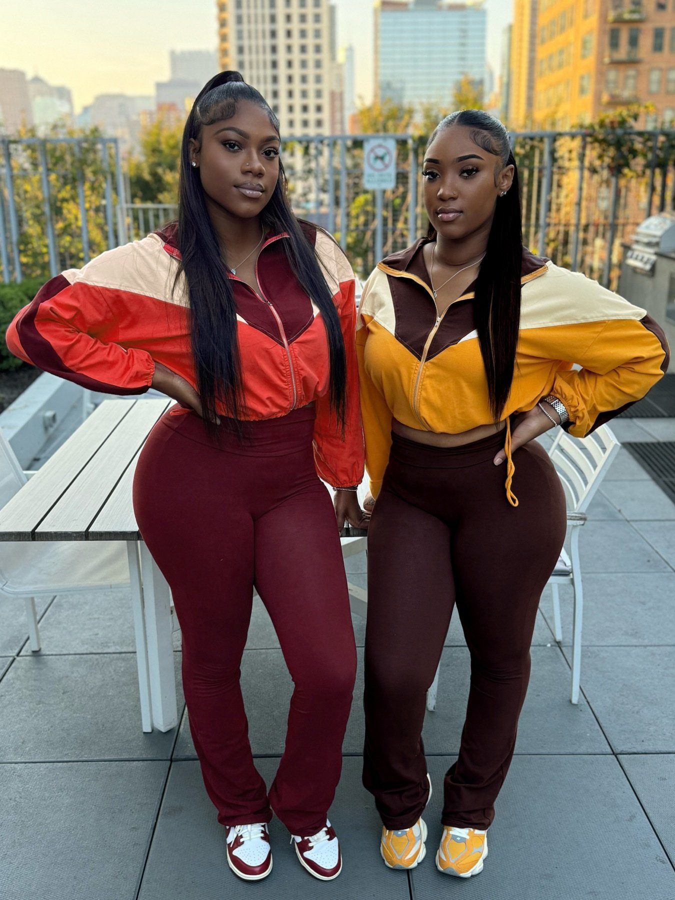 2024 Autumn Winter Fashion Color blocked navel high waist women's sportswear 2 piece set